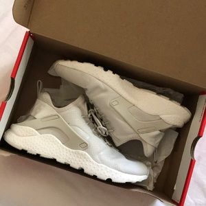 Nike Hurache Run Ultra